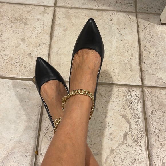 Jessica Simpson black heels - Picture 2 of 7